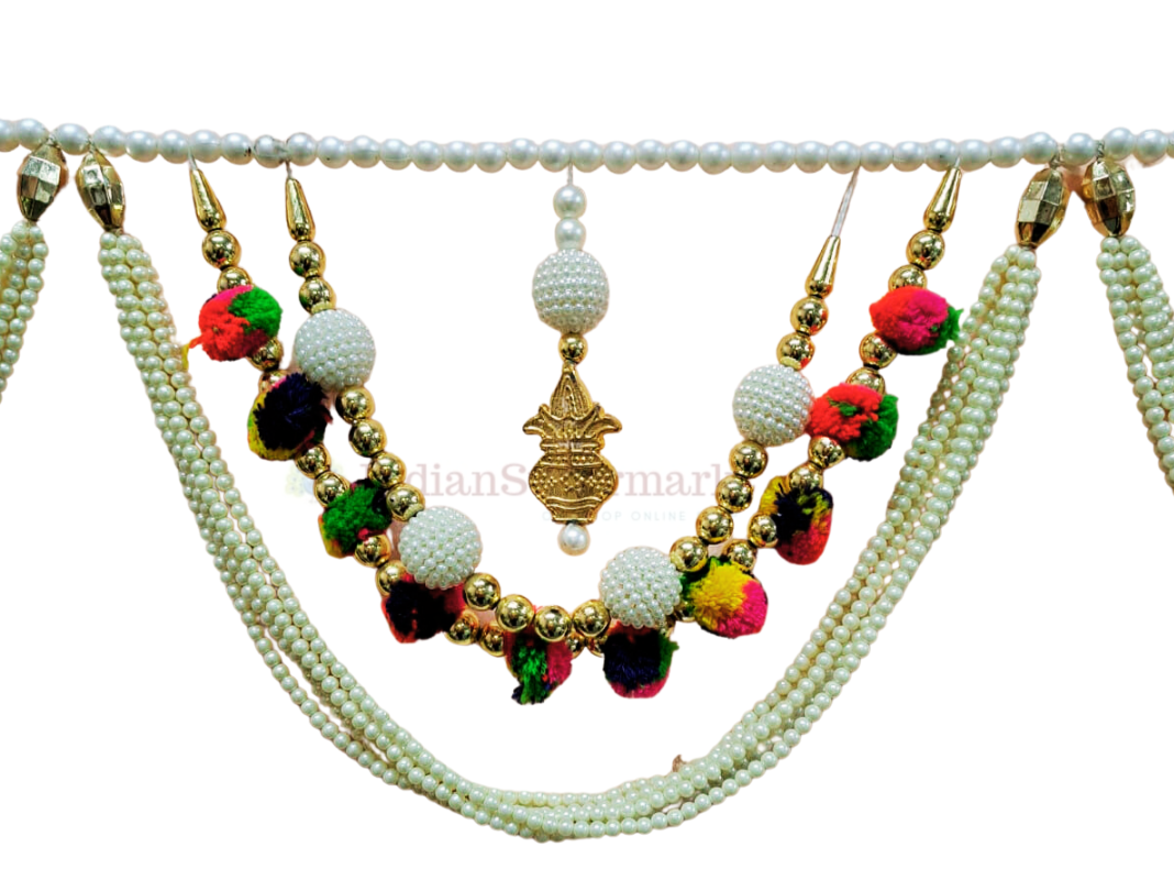 Toran White Pearls and Pom pom - indiansupermarkt