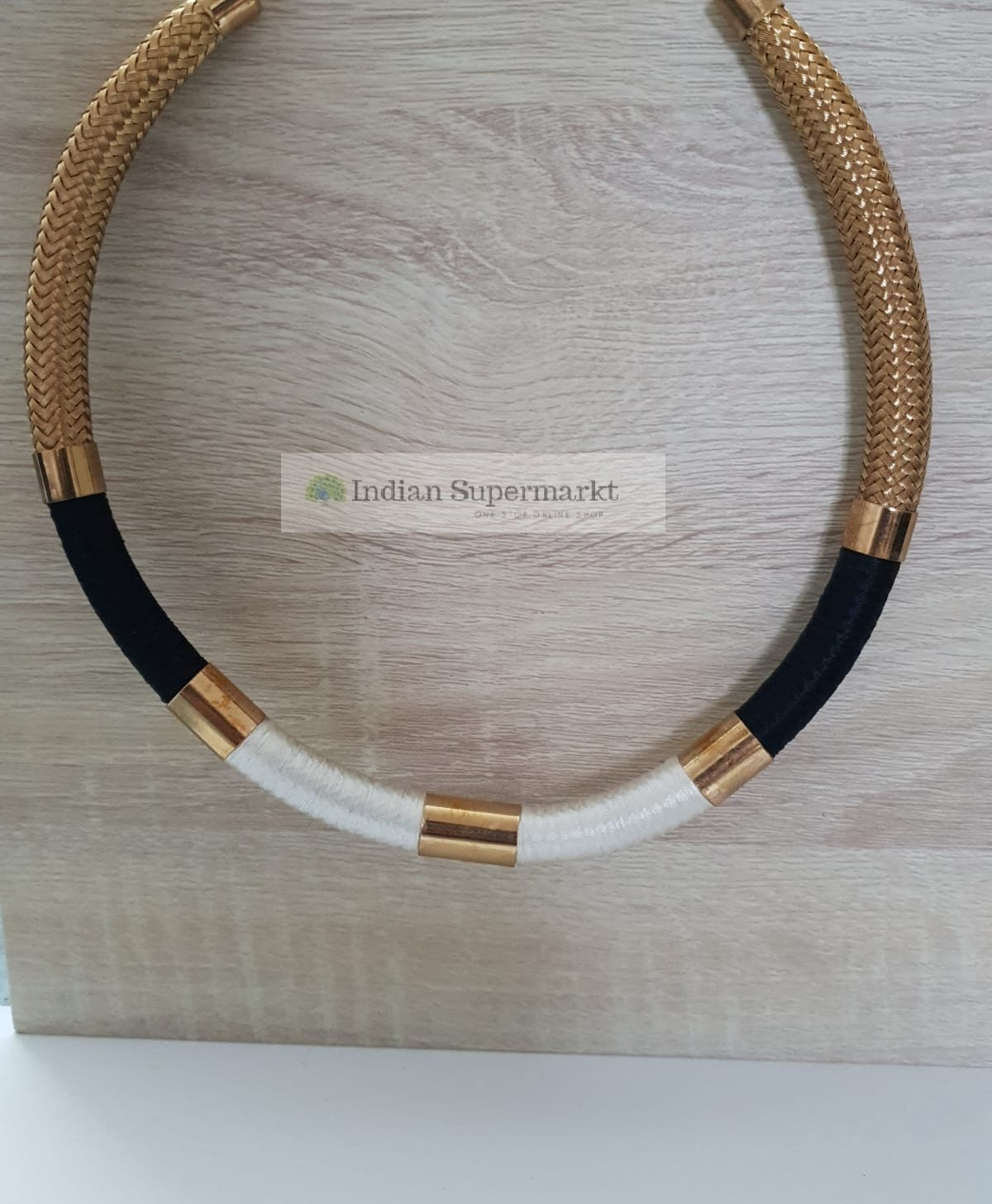 Black & White Thread Necklace - Indiansupermarkt