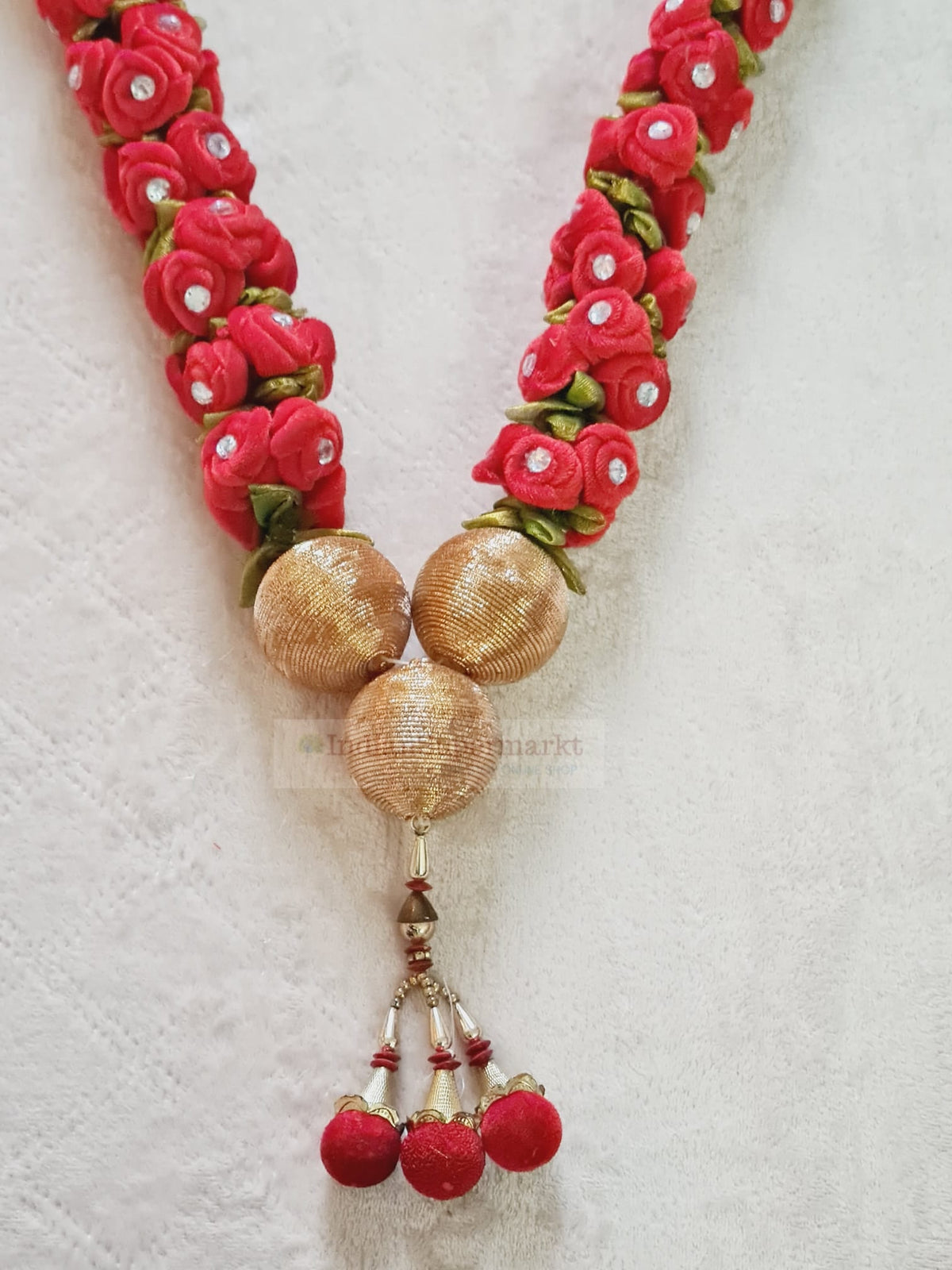 Velvet Roses Varmala -indiansupermarkt